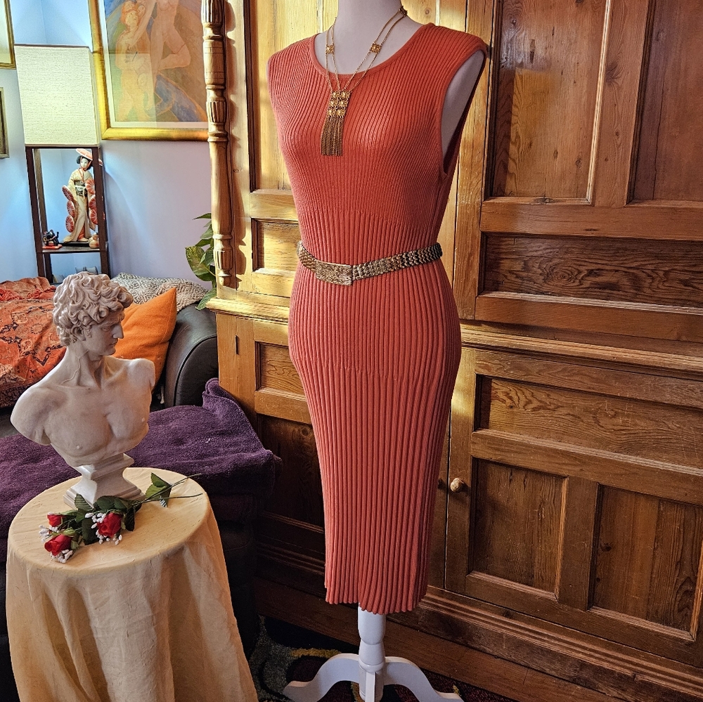 Liz Claiborne Sleeveless Orange Knit Bodycon Dress. Size M.